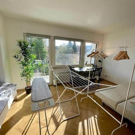Cozy Apartment With Kitchen + Balcony New! Essen Buitenkant foto