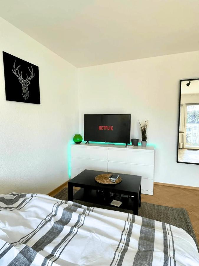 Cozy Apartment With Kitchen + Balcony New! Essen Buitenkant foto