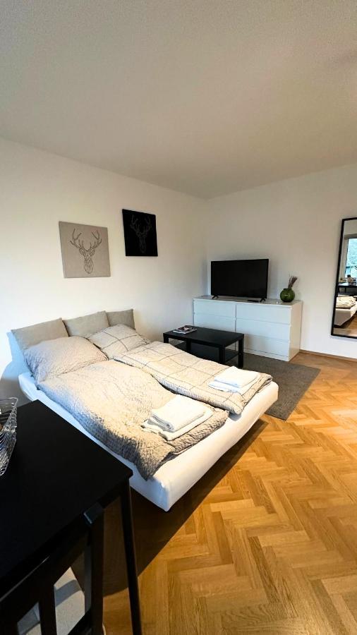 Cozy Apartment With Kitchen + Balcony New! Essen Buitenkant foto