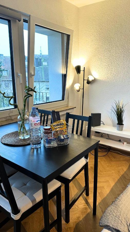 Cozy Apartment With Kitchen + Balcony New! Essen Buitenkant foto